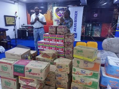 Julius Berger: Orphans hail Construction Leader’s CSR donation of food, cash, and other items on World Humanitarian Day